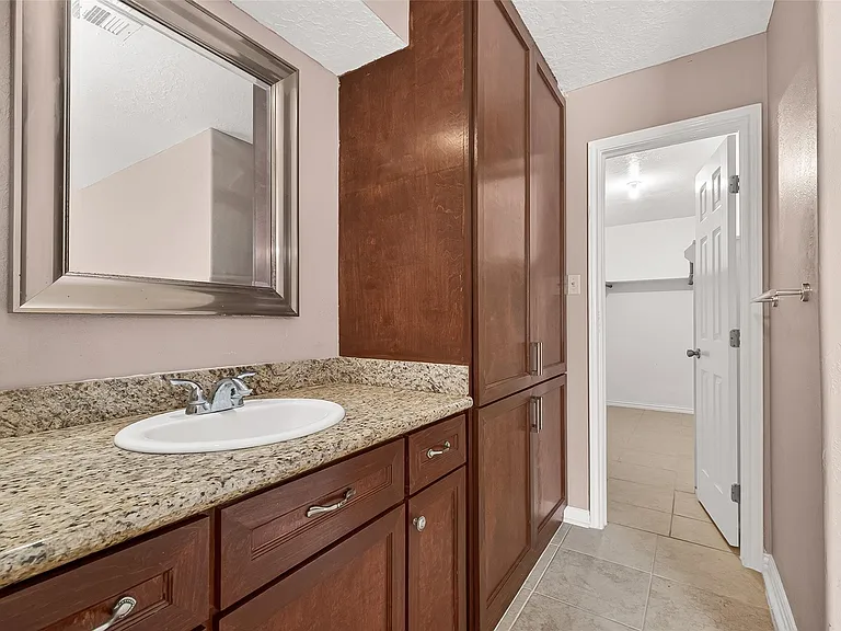 7403 Shady Vale Ln — Photo 25