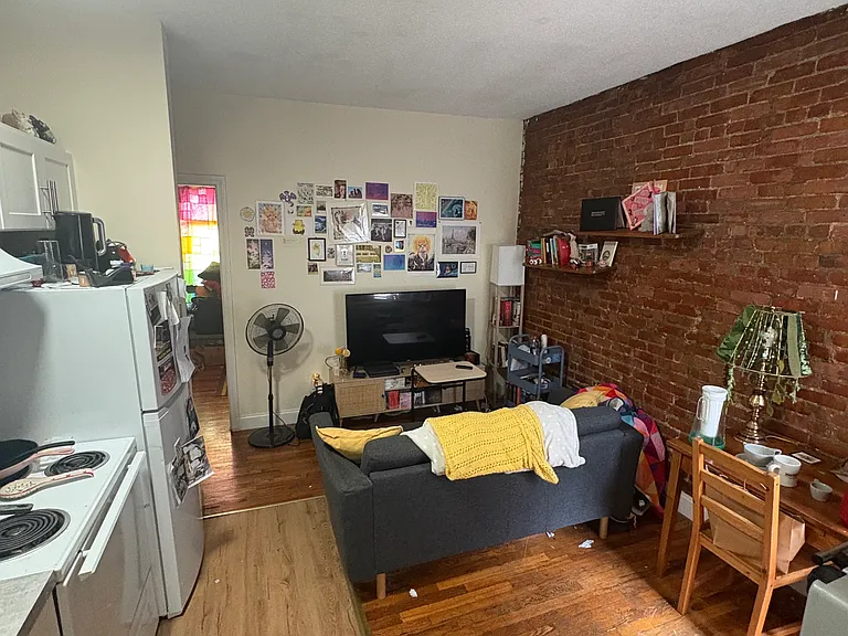 888 Huntington Ave #5 — Photo 4