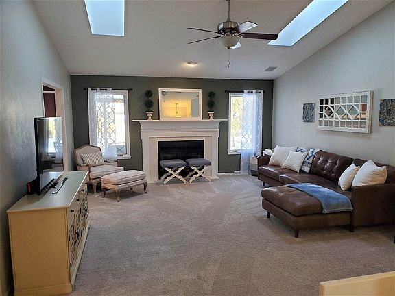 3rd image of 1537 Torch Pine Dr