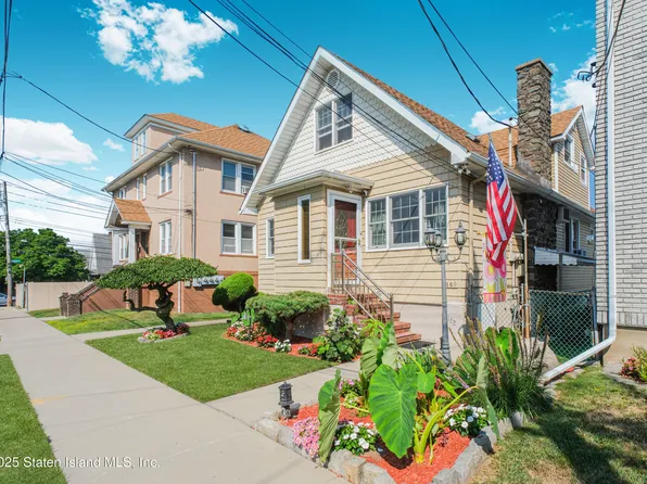 169 Van Cortlandt Ave, Staten Island, NY 10301