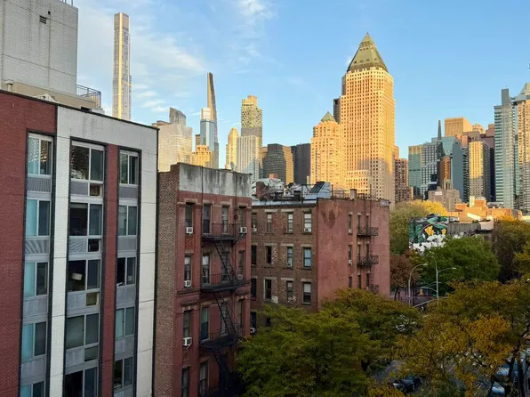 516 West 47th Street image 9 of 16