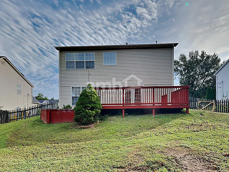 1540 Cardinal Ln — Photo 19