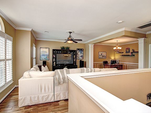 5th image of 9505 Kings Parade Blvd