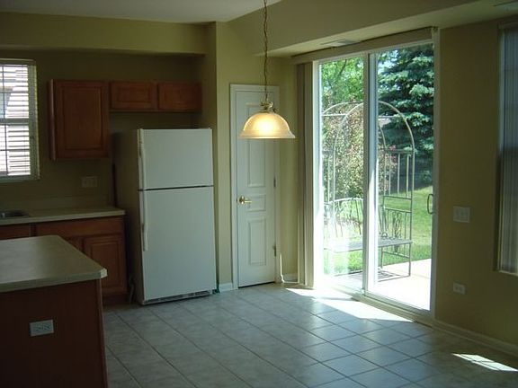 Eat-in Kitchen