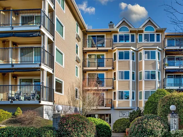 6910 California Avenue SW #36, Seattle, WA 98136