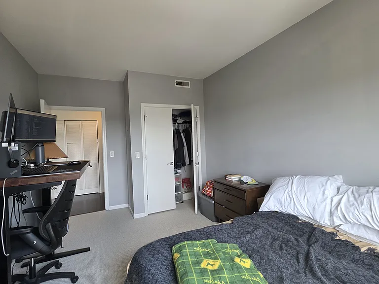 100 N Hermitage Ave #708 — Photo 12