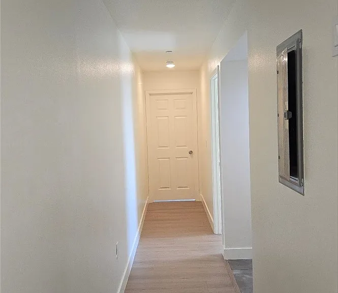 837 E 33rd 1/2 Los #1/2 — Photo 4