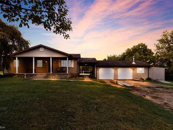 681 Rocky Point Rd, Fleming, OH 45729