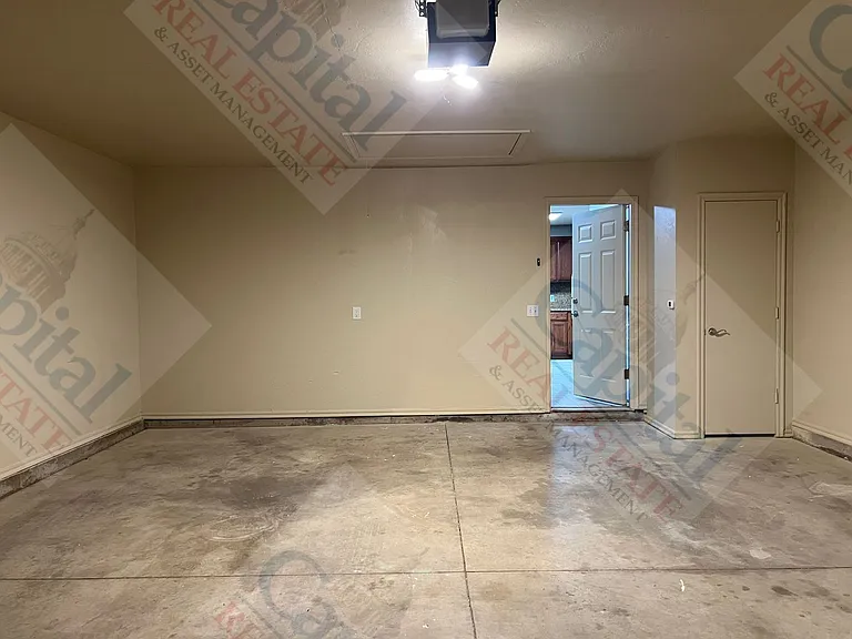 20635 Penny Ln — Photo 33