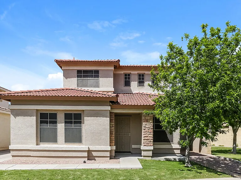 7640 E Barstow St — Photo 1