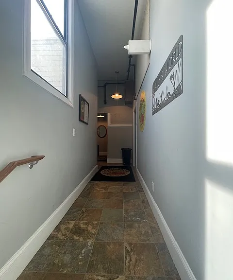 208 Huron Ave — Photo 33