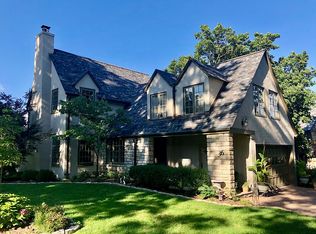 36 Algonquin Wood Pl, Saint Louis, MO