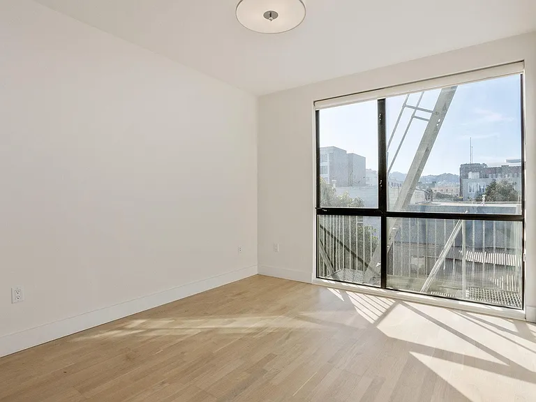 1340 Natoma St #2 — Photo 12
