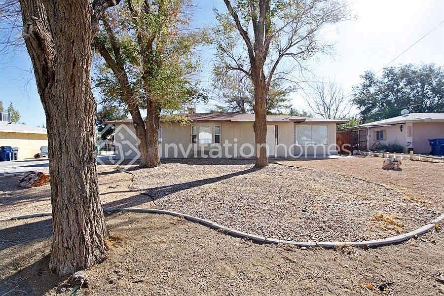 1st image of 4546 W Avenue L10