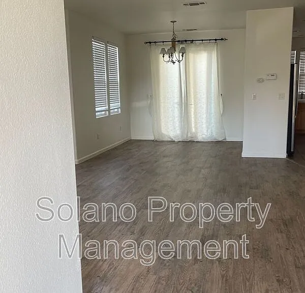 8143 Carlisle Way — Photo 2