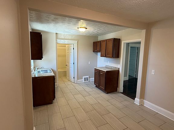 4th image of 1360 W 83rd St #Up