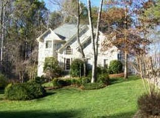 802 Pinehurst Dr, Woodstock, GA 30188