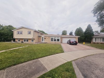 9339 Overhill Ct, Morton Grove, IL, 60053