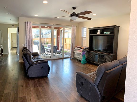 5th image of 10584 San Leandro St