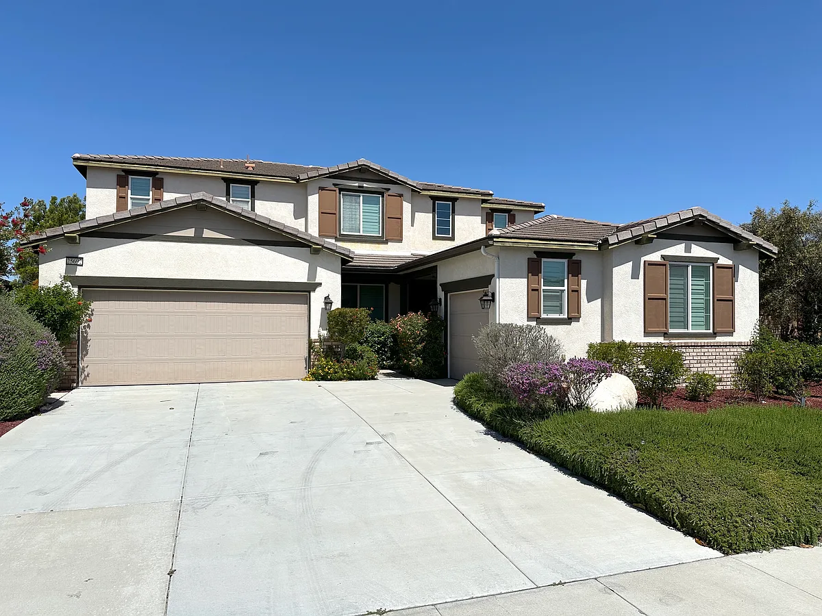 Building Photo - 25692 Buffalo Cir