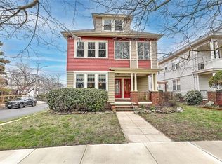 371 Mount Pleasant Ave #1, Providence, RI 02908