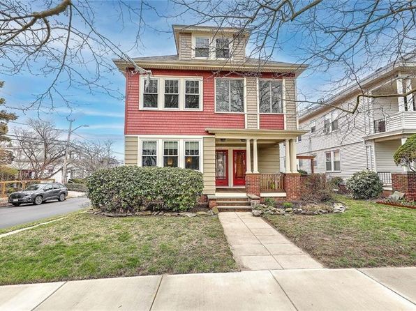371 Mount Pleasant Ave #1