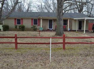 102 Ridgemont Dr, Jackson, TN 38305