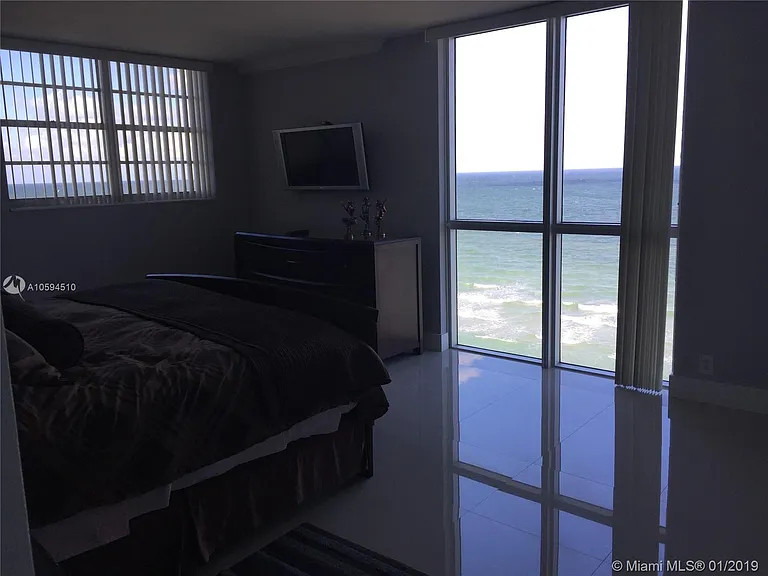 3901 S Ocean Dr #14E — Photo 7