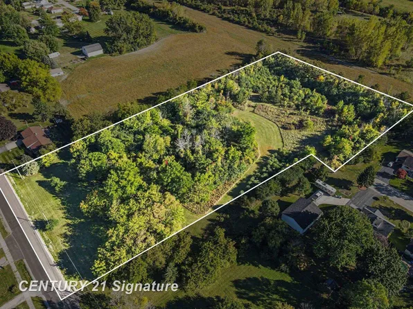 601 Schust Rd, Saginaw, MI 48604