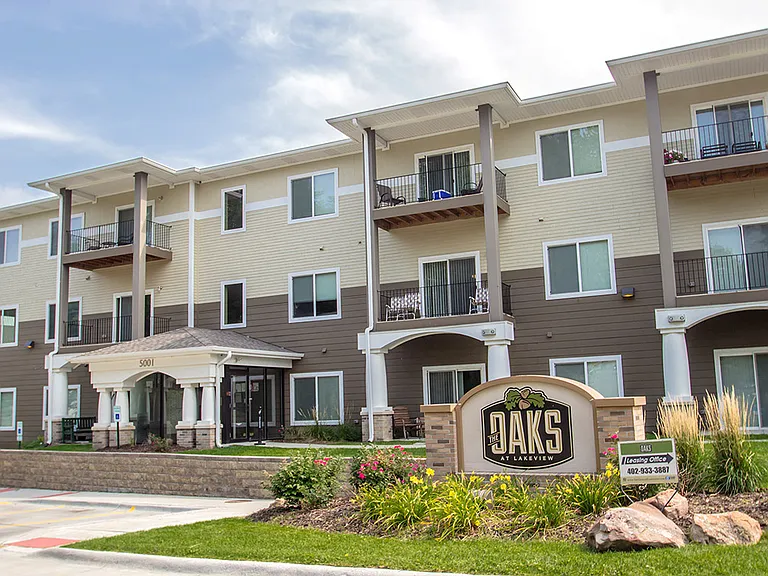 The Oaks at Lakeview — Photo 34