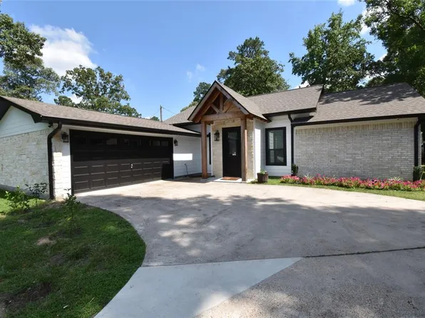 309 Red Oak St, Livingston, TX 77351