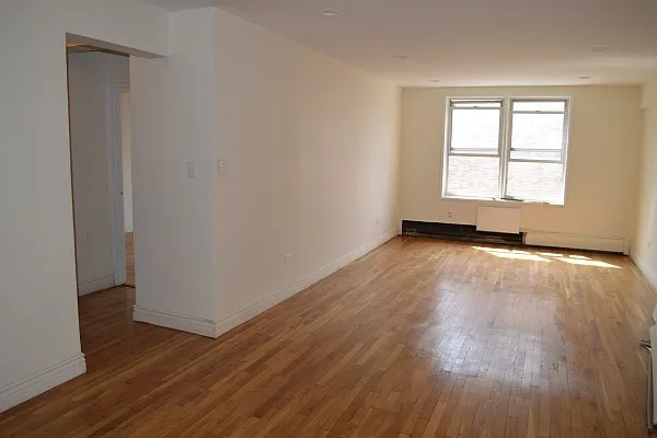 Rented by Griffith Real Estate | media 13