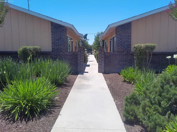 1721 Marion St APT F, Kingsburg, CA 93631