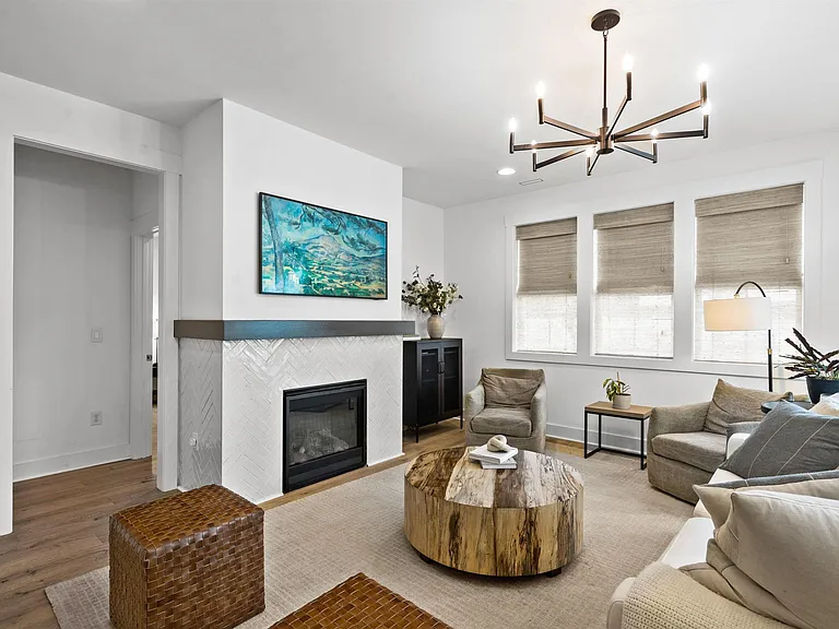 336 Tumbling River Dr — Photo 10