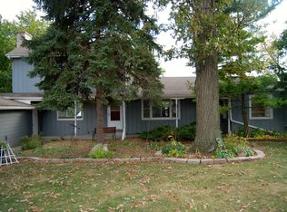 10555 74th St, Countryside, IL 60525