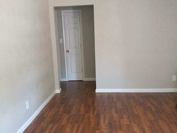 3rd image of 1018 Woronoca Ave #2