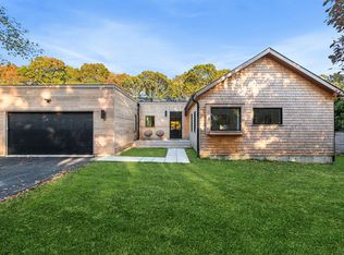 17 Fenmarsh Rd, East Hampton, NY 11937