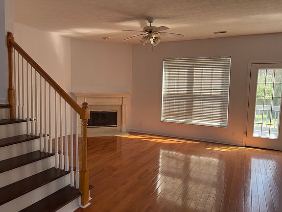 3rd image of 107 Chesapeake Harbor Blvd
