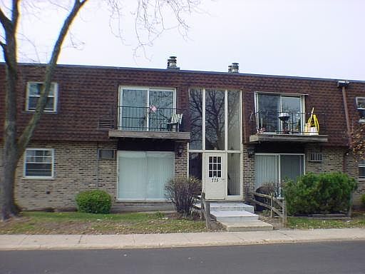 1st image of 775 Grove Dr APT 108