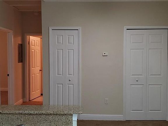 5th image of 417 Southern Pecan Cir Unit 203