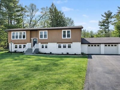 366 Overlook Road, Pleasant Valley, NY, 12569