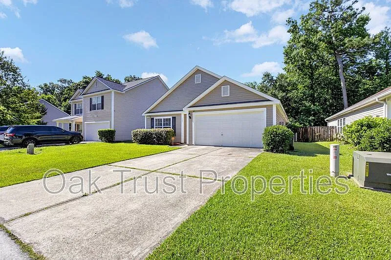 3 bed, 2.0 bath, 1539 sqft, $1,925 — Photo 3