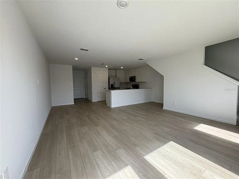 830 Lynx St — Photo 5