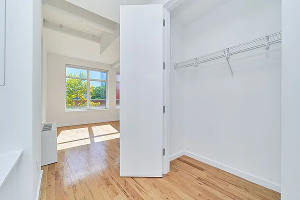 Rented by Living New York | media 9