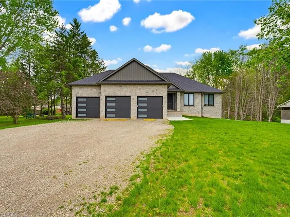 3 Kings Ln, Brant, ON N0E 1R0