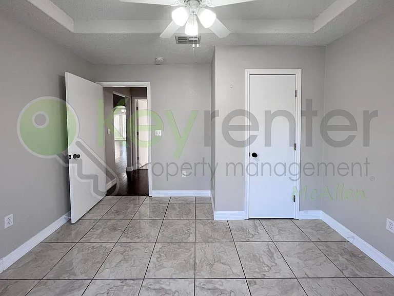 1204 E Rio Vista Ave — Photo 14