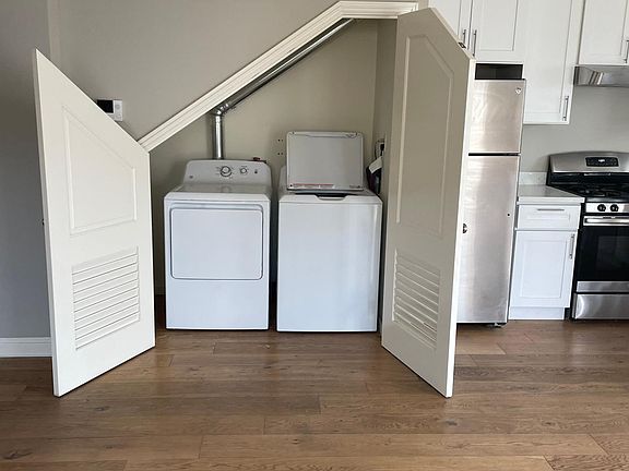 5th image of 235 Armour Ave #103