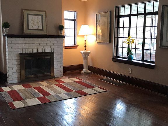 2nd image of 517 Glendora Ave