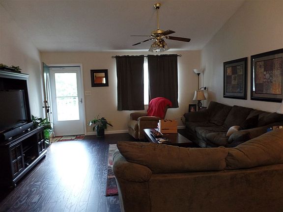 5th image of 2731 Cherokee Dr