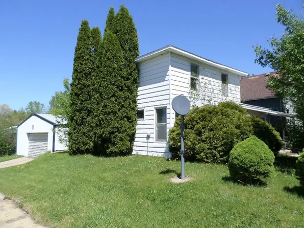 402 E Washington Street, Tomah, WI 54660